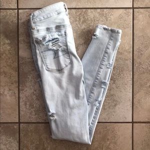 Low Rise American Eagle Jeans